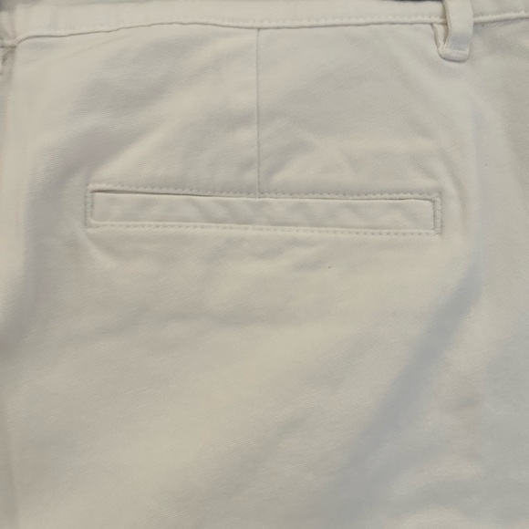 LAST CHANCE! 3/$50 Lauren Ralph Lauren Slim White Pants - Picture 7 of 7